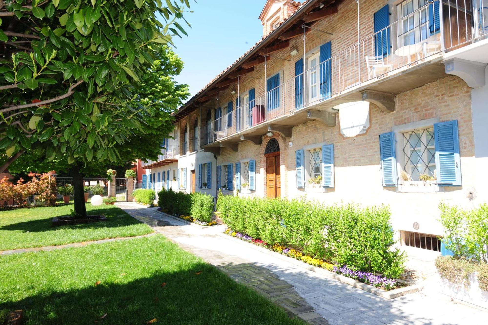 La Madernassa Resort - Casalora Dimora Storica Di Charme 구아레네 외부 사진